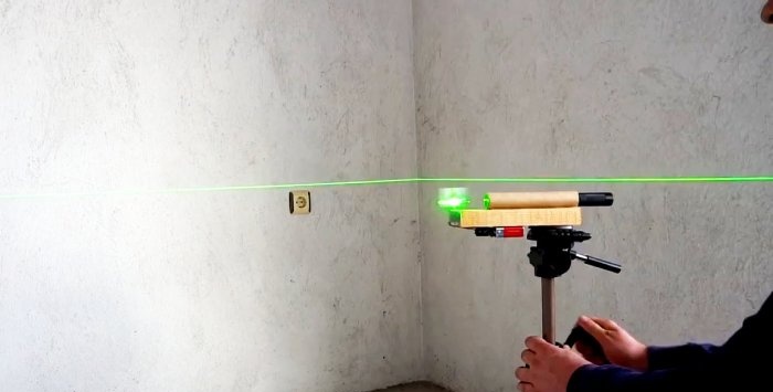 Hvordan lage et enkelt lasernivå fra en peker