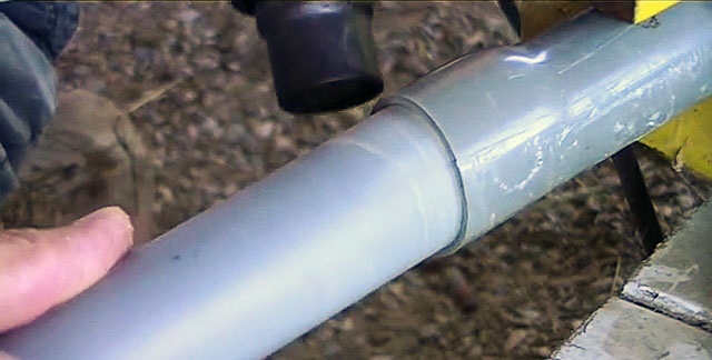 Konektör olmadan PVC borular nasıl bağlanır