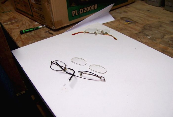 Quick eyeglass frame repair