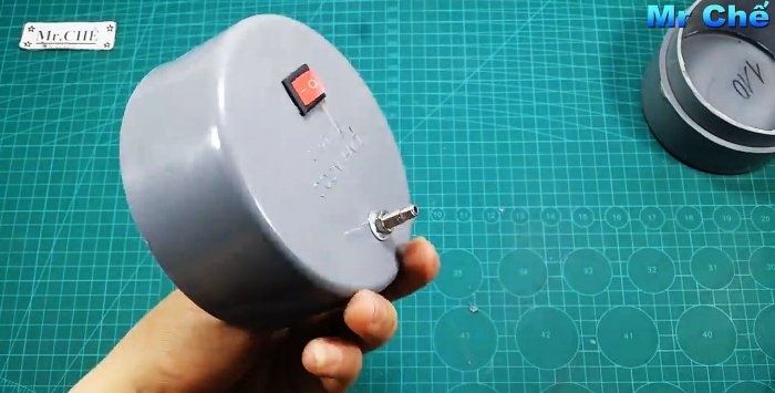 Jak zrobić przenośny kompresor zasilany bateryjnie