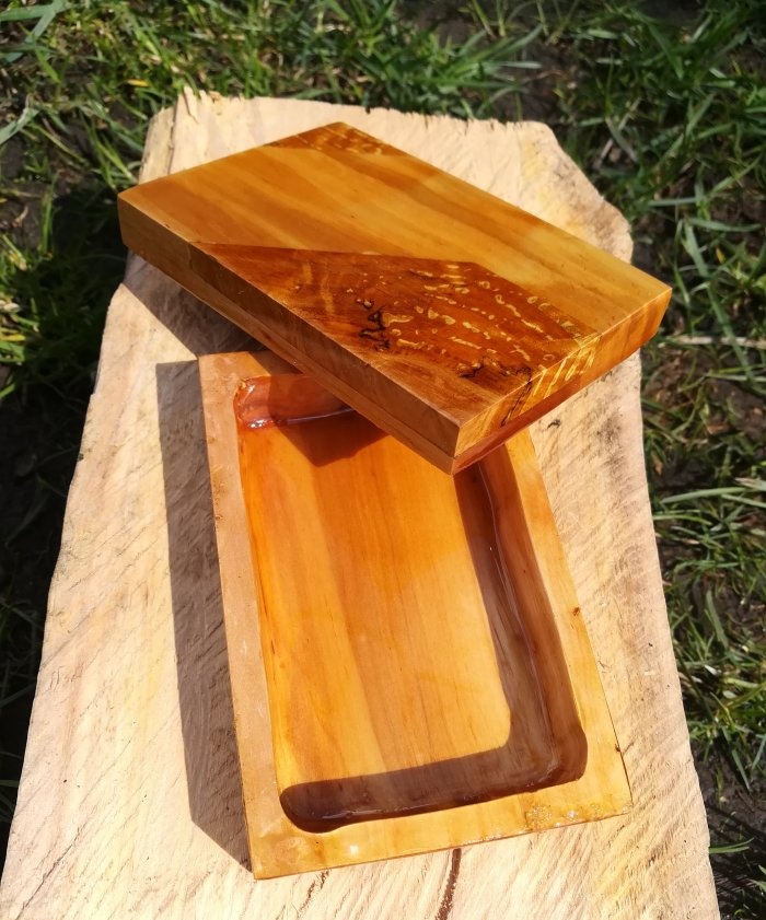 Wie man aus Erle und Maserholz eine ungewöhnliche Schachtel herstellt