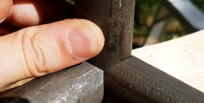 How to make a double corner joint on round pipes