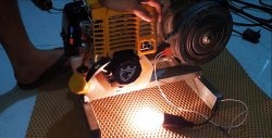 Hur man gör en 220 V generator från en trimmermotor