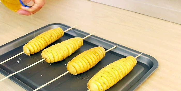 Sådan skærer du kartofler i spiraler med en almindelig kniv