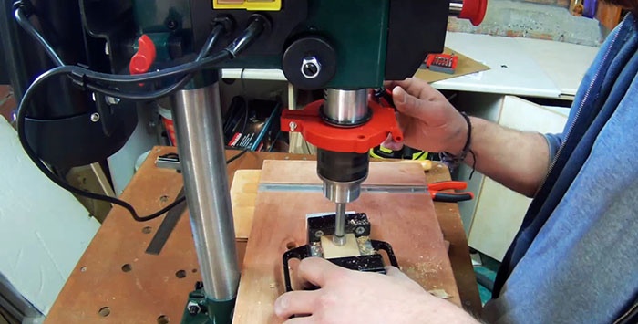 Come realizzare un puntatore laser fatto in casa per un trapano