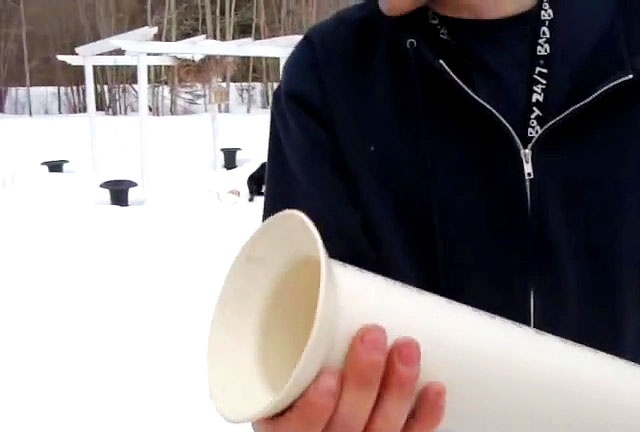 Kaip pasidaryti piltuvo sijoną PVC vamzdžio gale