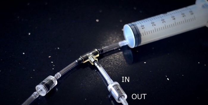 Cum se face un aparat de etanșare cu vid dintr-o seringă