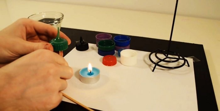 Jak vyrobit dávkovač z plastového uzávěru lahve a pouzdra na použití
