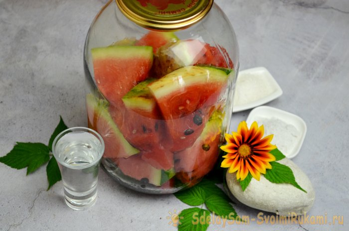 Syltede vannmeloner til vinteren