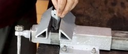 Kako napraviti pouzdan škripac od ostataka metala