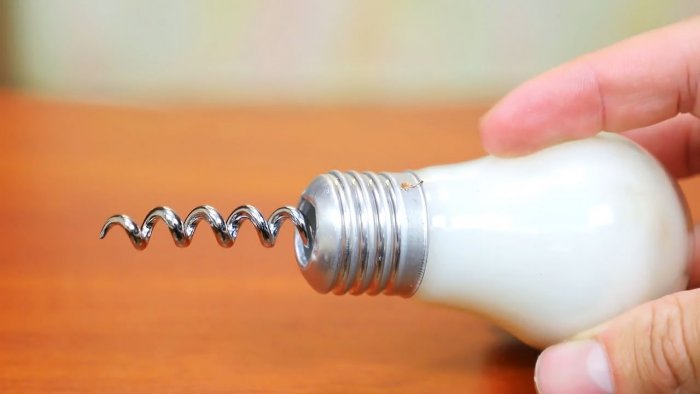 3 nützliche Ideen von einer durchgebrannten Glühlampe