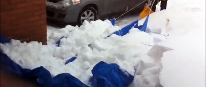 A maneira mais preguiçosa de limpar a neve que se possa imaginar