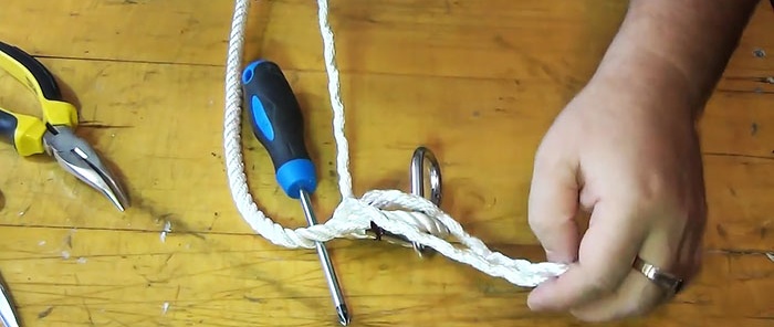 Как да сплетете въже без възел в примка или за закрепване на напръстник