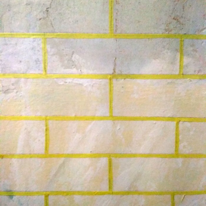 Do-it-yourself decorative plaster for brick
