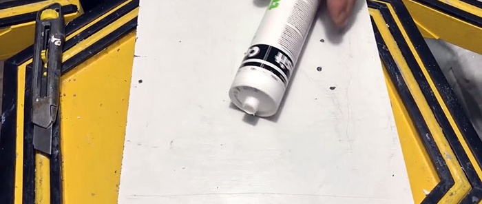 Como remover um tampão congelado de um tubo com selante