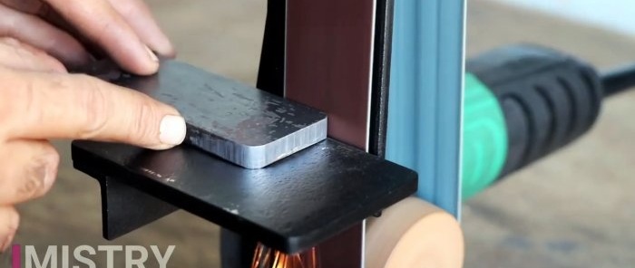So bauen Sie einen Bandschleifer mit einer Schleifmaschine ohne Schweißen