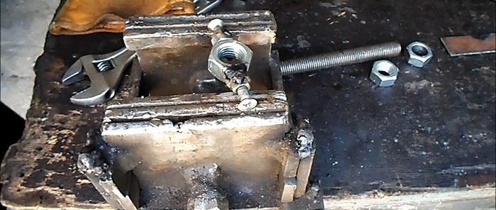 Egy egyszerű barkácsolt olajszűrő eltávolító