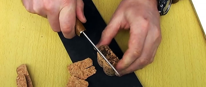 Come realizzare il manico di un coltello con i tappi delle bottiglie