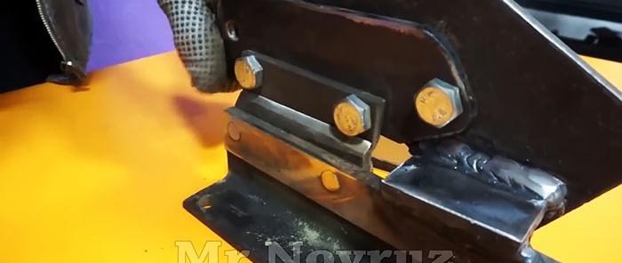 Comment fabriquer des cisailles à métaux de table à partir d'une lime