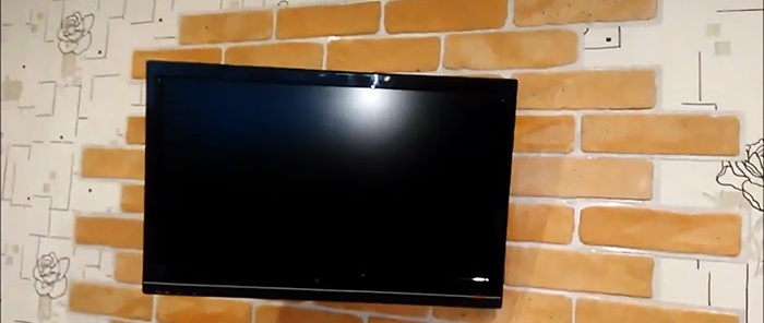 Kā izveidot lētu grozāmu televizora kronšteinu