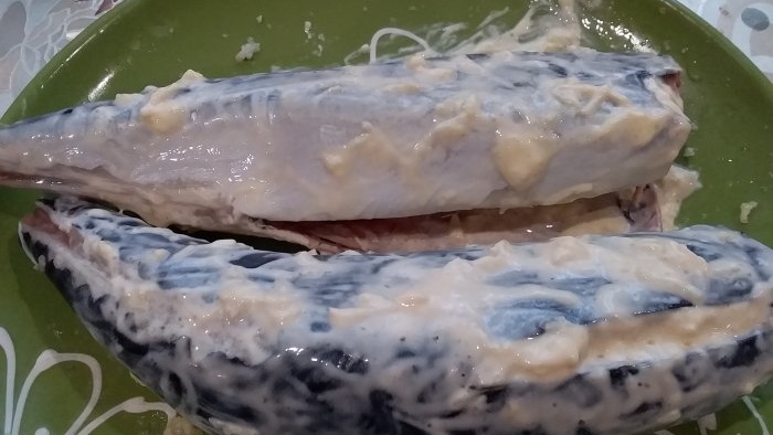 Ako marinovať makrelu na grilovanie tak, aby bola šťavnatá
