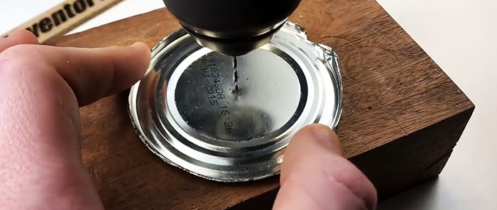 Hvordan lage en miniatyr 2 i 1 sirkulær slipemaskin for modellering