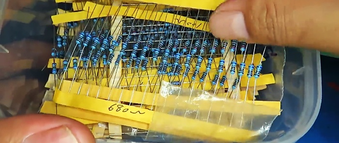 Füllstandsanzeige ohne Transistoren, ohne Mikroschaltungen und ohne Platine