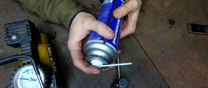 Cómo bombear aire a una lata