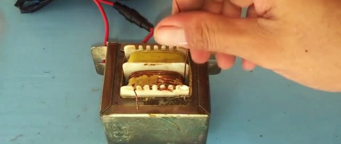 DIY loddekolbe med øjeblikkelig opvarmning fra en transformer