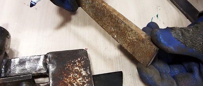 Бърза ножица за метал, задвижвана от електрическа бормашина