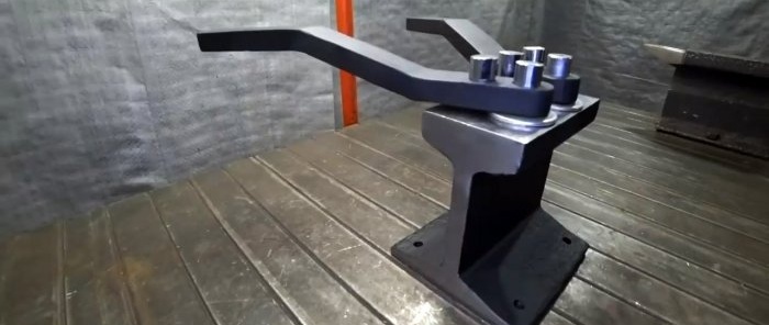 Hoe je van een rail een eenvoudige machine maakt voor het maken van kettingen