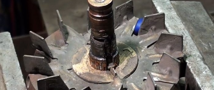 Kako promijeniti klizne prstenove na rotoru generatora