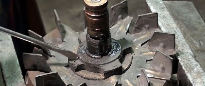 Como trocar anéis coletores em um rotor de gerador