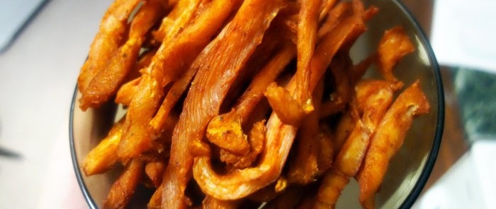 Dried meat strips are an awesome DIY snack