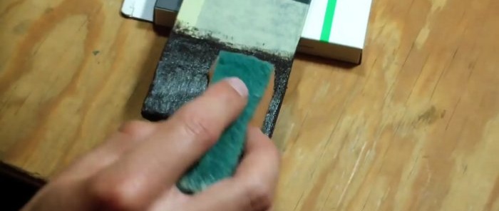 Πώς να φτιάξετε λαστιχένια επίστρωση από μέταλλο
