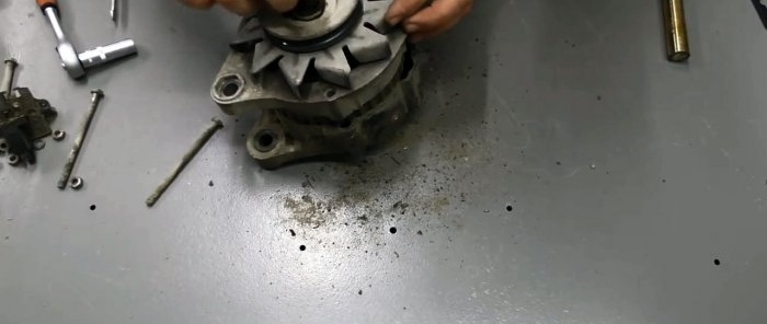 Come realizzare un motore potente da un generatore per auto