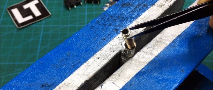 Comment fabriquer un tournevis sans fil pratique et peu coûteux