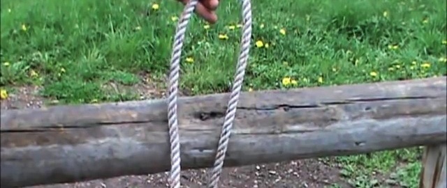 Hogyan kössünk egy kötelet egy rúdra, hogy később könnyen kioldhassuk