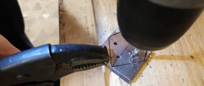 Cara membuat lubang butang dengan alatan mudah