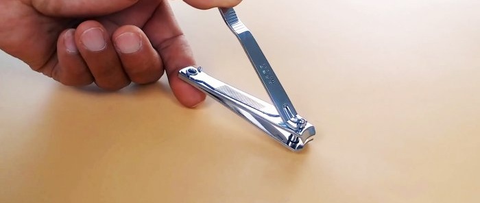 Sehen Sie, wie viele Werkzeuge ein Nagelknipser ersetzen kann