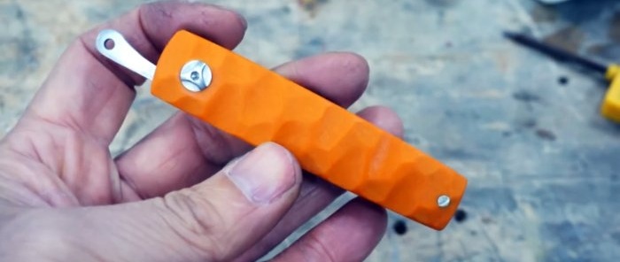 كيفية صنع سكين جيب قابل للطي من مقص مكسور