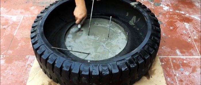 Как да си направим триетажен градински фонтан от стари гуми