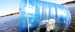 Hvordan lage et muslingskall fra en plastflaske