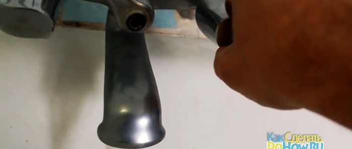 Làm thế nào để làm sạch các bộ phận làm nóng máy nước nóng từ cặn