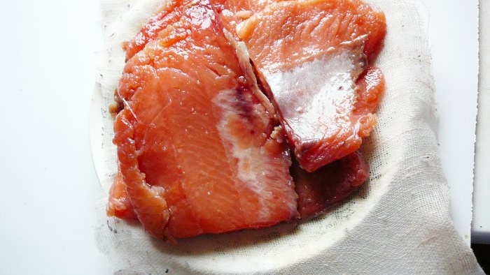 Il piatto più delizioso al salmone rosa: una ricetta semplice e collaudata per la salatura del salmone
