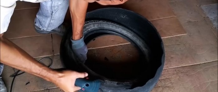 Fazendo uma cadeira de jardim com pneus velhos