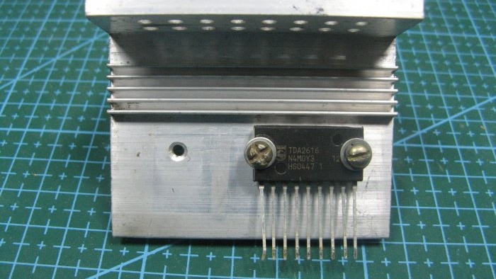 Hurdadan yapılmış DIY güç amplifikatörü