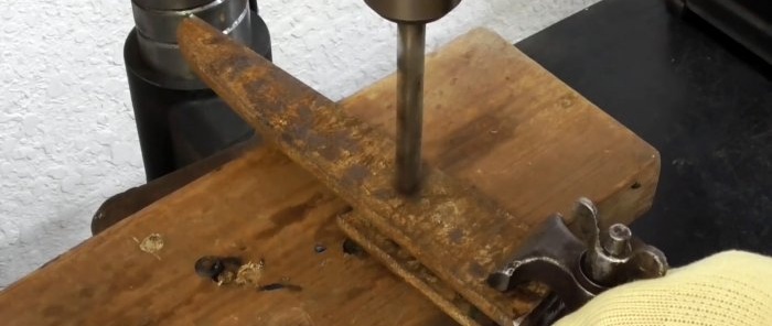 Jak vyrobit pákové nůžky na stříhání tyčí a drátů