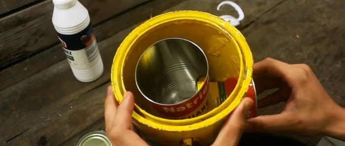 Nyttig bruk for blikkbokser: hvordan lage en miniovn for utendørs matlaging