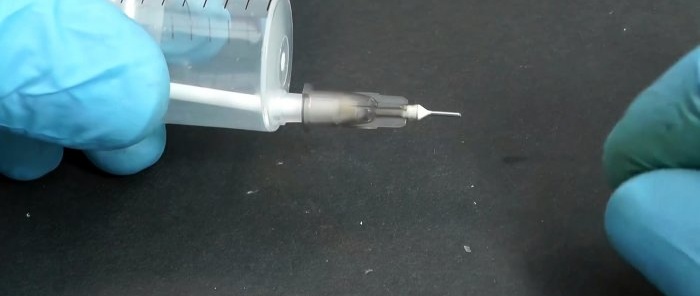 How to make a simple mini airbrush from syringes